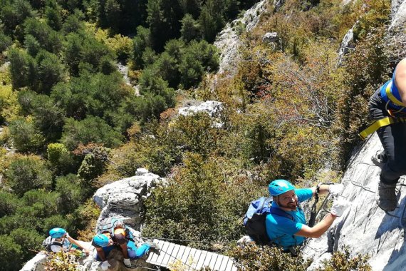 GUIES DE MUNTANYA TIRANTMILLES i LA CASETA DEL PANTÀ